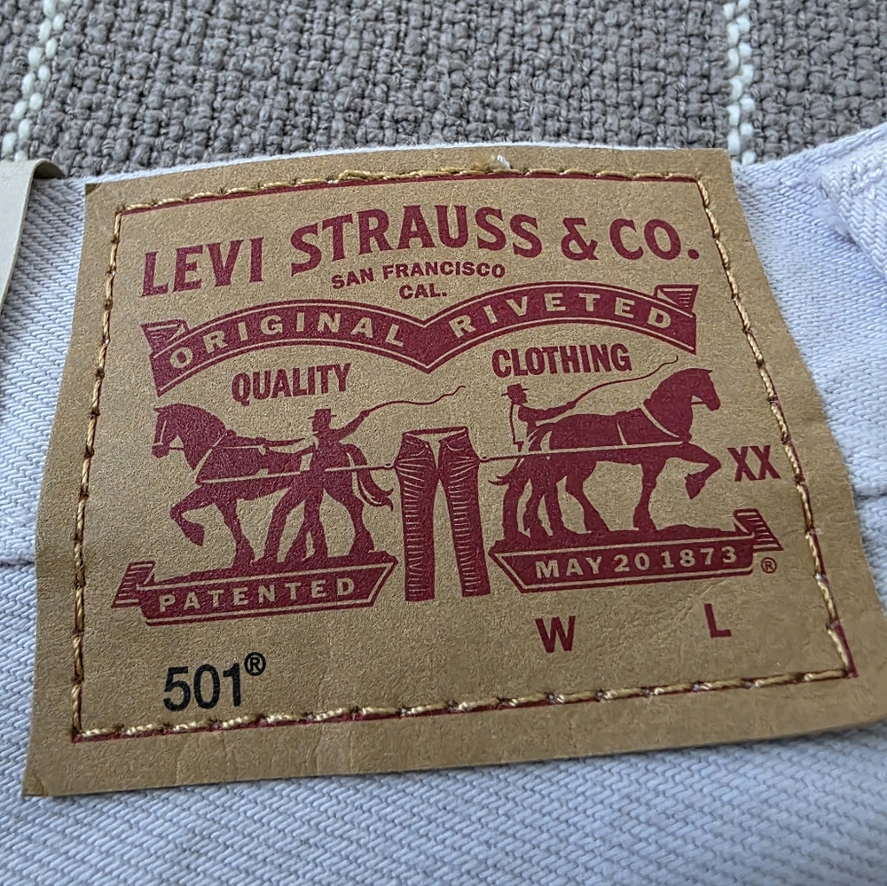 Levi's 501 Jean Shorts NWT - Picture 9 of 9